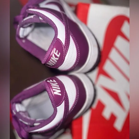 Nike Dunk Low GS UIGC BOX Included - Picture 5 of 14